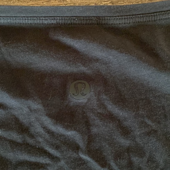 Lululemon Black Long Sleeve Top - Picture 2 of 2